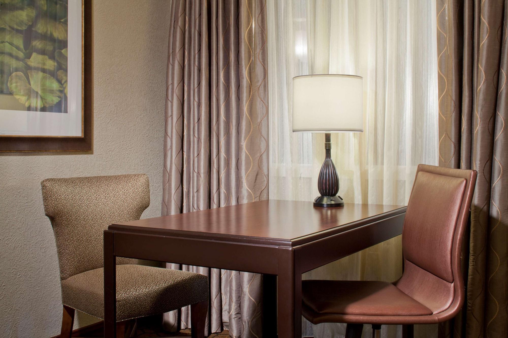 Embassy Suites By Hilton Dallas Near The Galleria Buitenkant foto