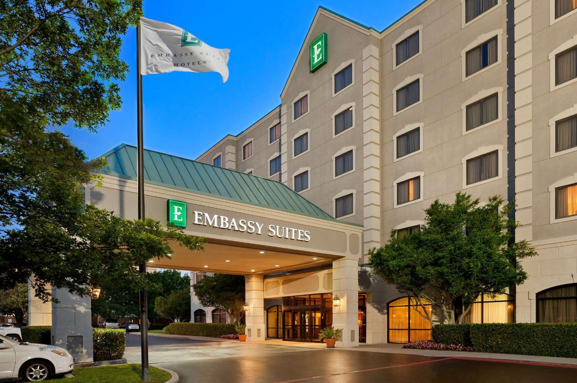 Embassy Suites By Hilton Dallas Near The Galleria Buitenkant foto